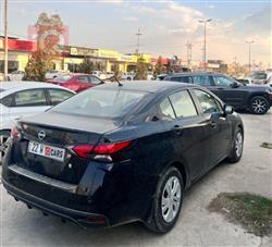 نيسان فيرسا